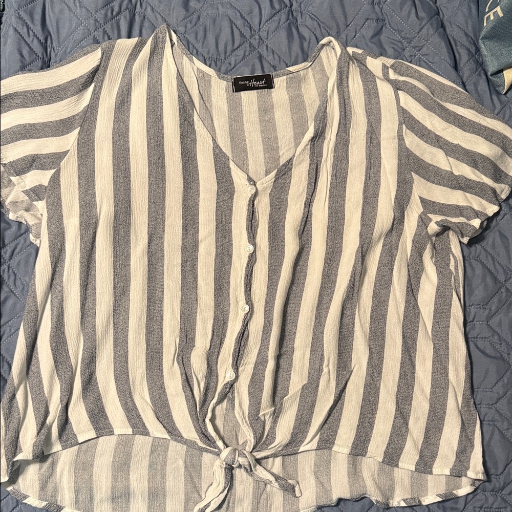 Time and Tru White and Gray Striped Tie-Front Button Top